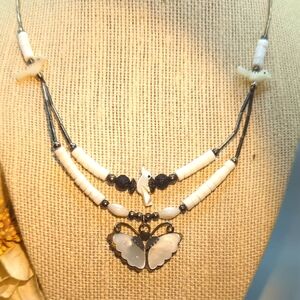 ⭐Vintage Zuni Necklace MOP Butterfly